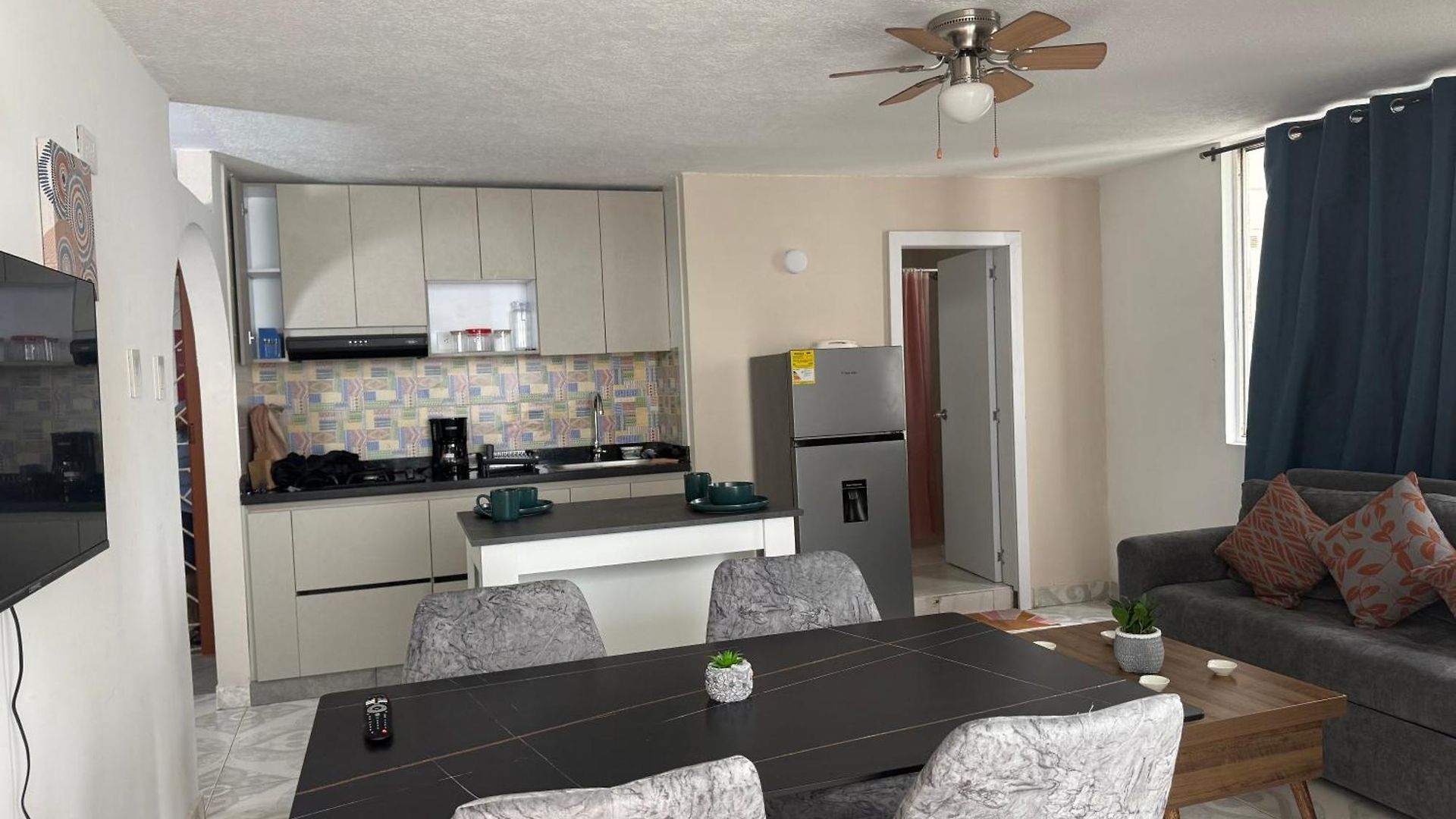 Apartamento Expetacular En Delfines *